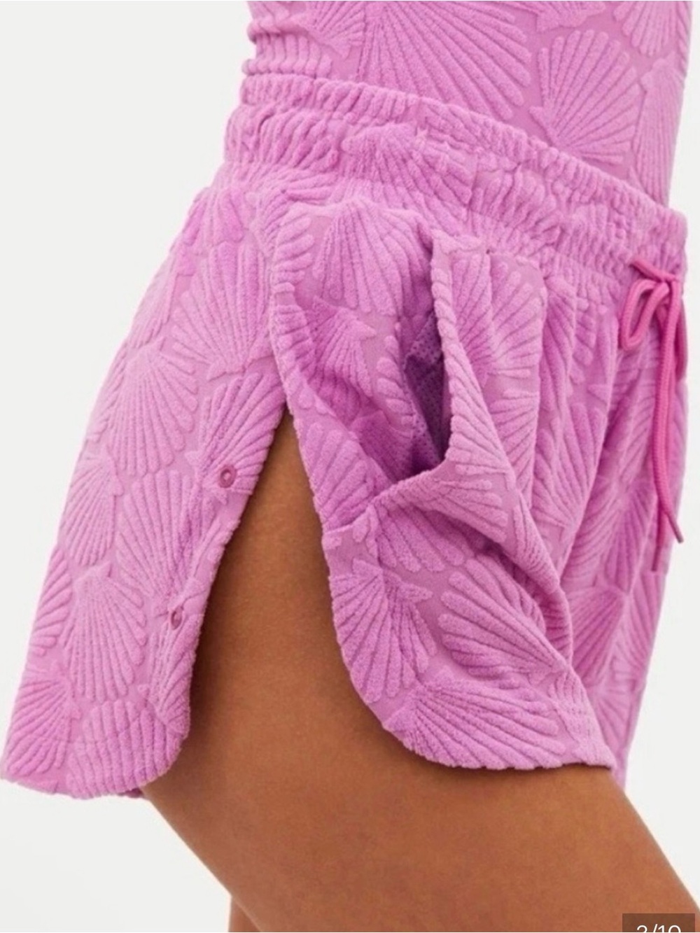 Beach Riot Pink Textured Terry Cloth Shell-Pattern Women’s Lounge Shorts - Picture 2 of 6